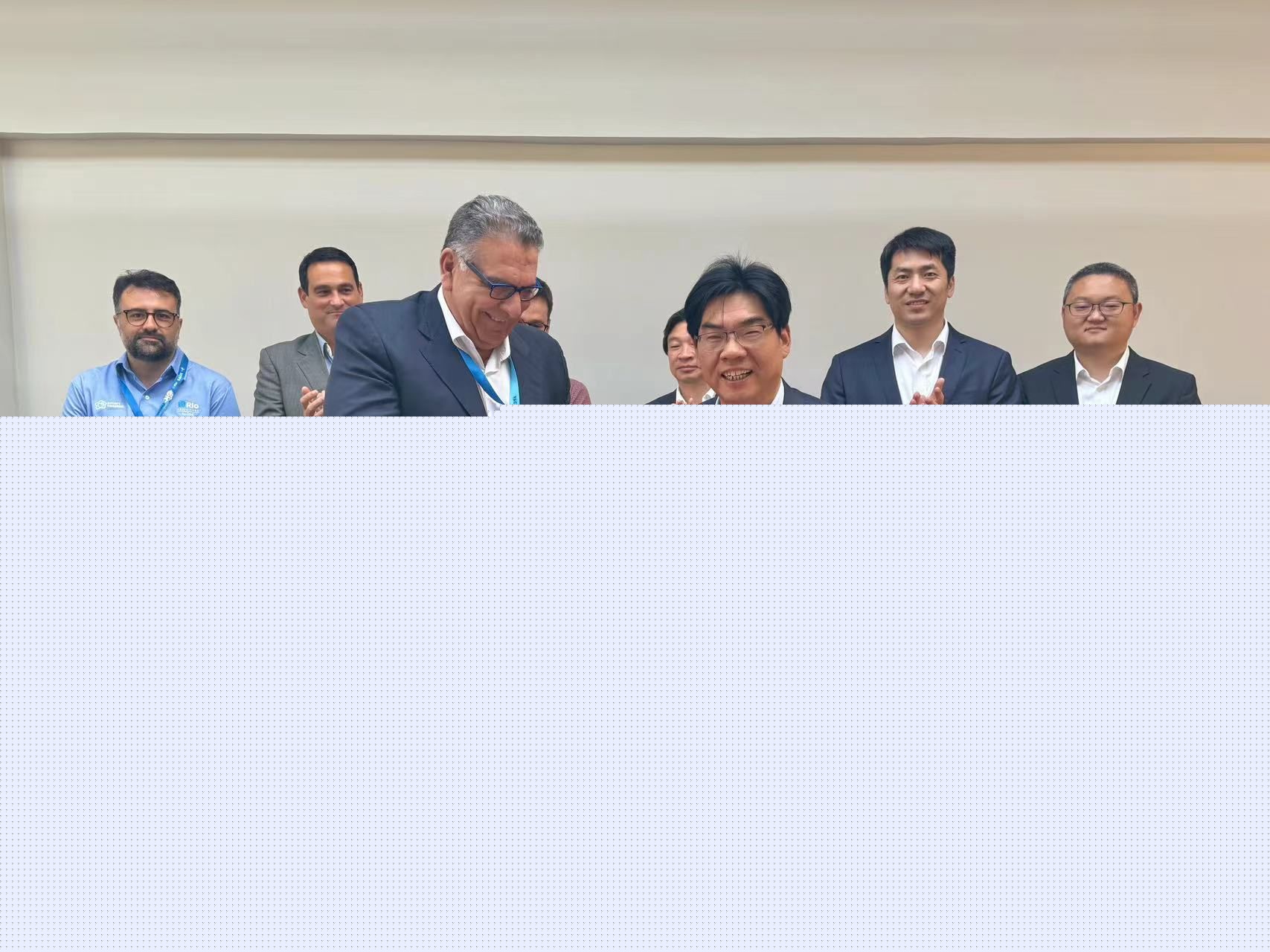 圖片9 -(中國同輻與Smart Hospital公司簽署戰(zhàn)略合作協(xié)議)